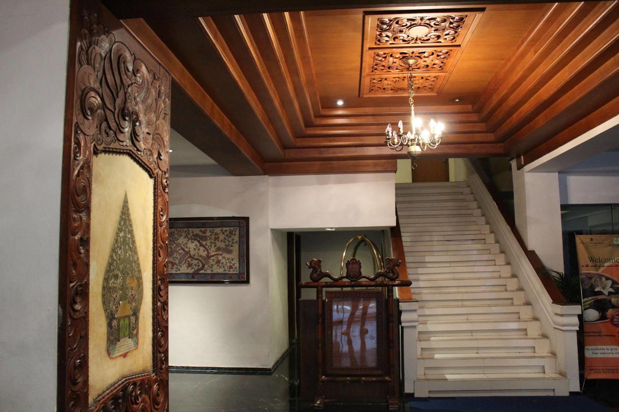 Hotel Mutiara Malioboro Yogyakarta Exterior foto